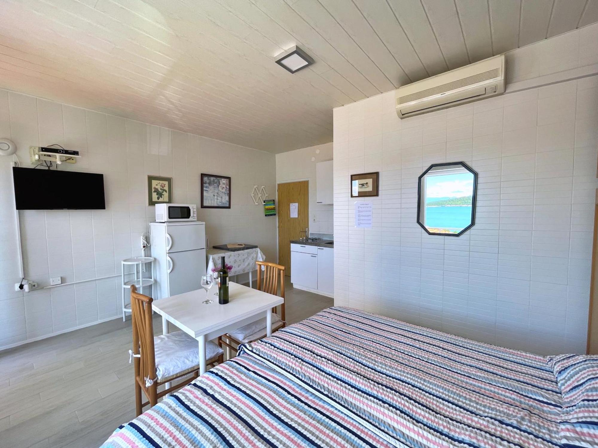Apartments Nada Silo  Bagian luar foto